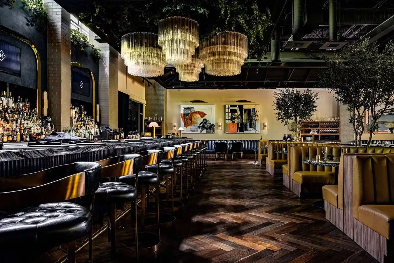 Harlo restaurant interior